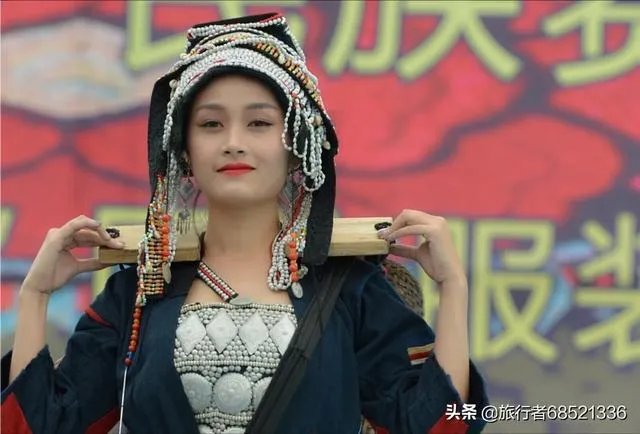 中国那个少数民族服装最好看