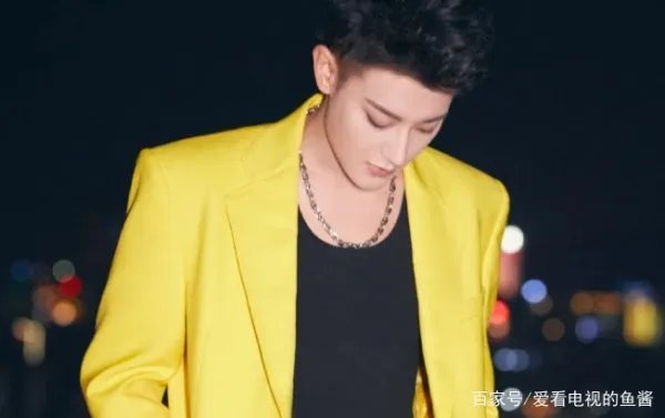 黄子韬发文怼粉丝：请你们喜欢别人，惹大粉心寒，并官宣脱粉，发生了什么