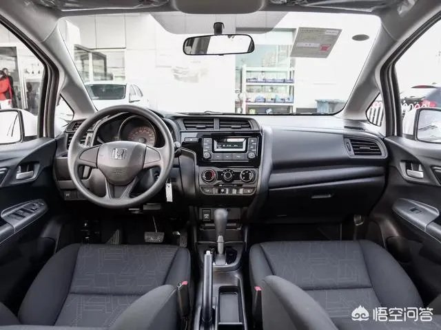 想要入手飞度，但是看到polo plus上市了，该选哪款吗？