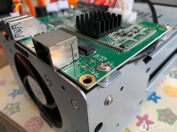 矿难捡垃圾之“星际魔盒”魔改黑群晖、win10系统