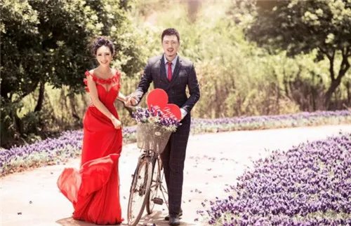 贵阳拍婚纱照多少钱 贵阳哪个地方拍婚纱照好