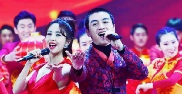春节联欢晚会为什么要假唱