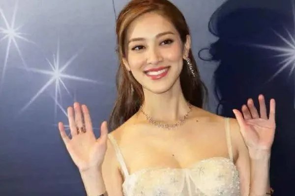 陈凯琳庆祝结婚2周年，你会和妻子去纪念一些有意义的日子吗？