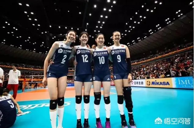 世锦赛三四名决赛中国女排3-0完胜荷兰以季军收官,如何评价队员们这场比赛的表现?