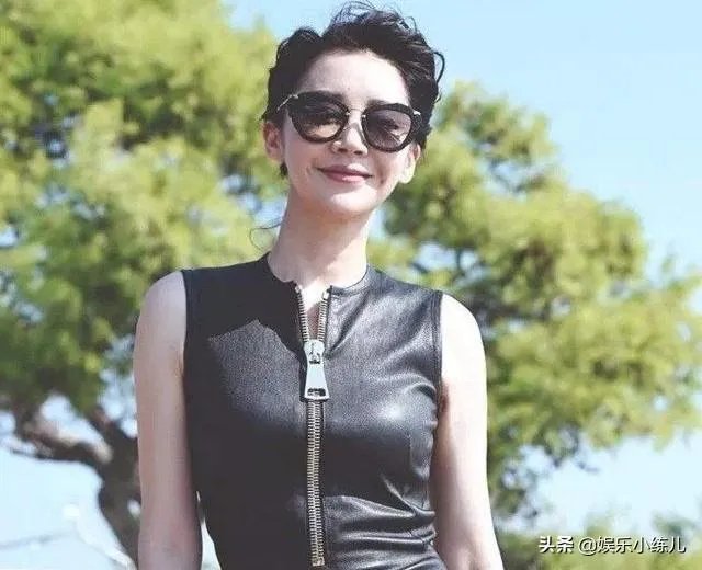 中国最迷人酒窝美女许晴，有过一位亿万富翁男友后，为何从此单着？